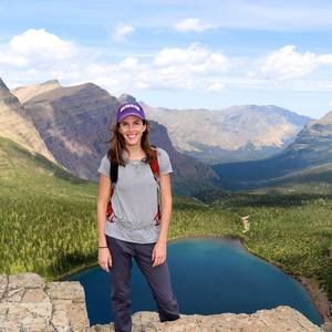 Meet your Posher, Laura